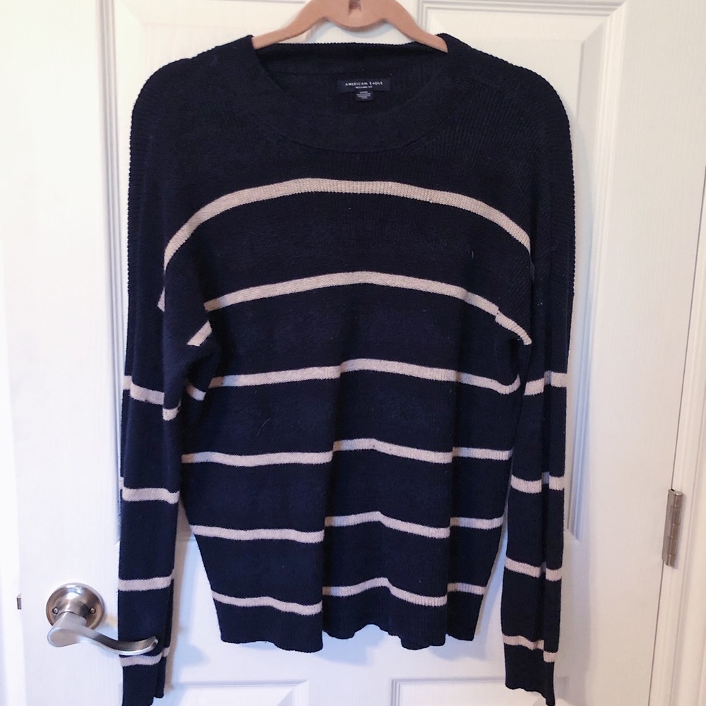 American Eagle Slouchy Jegging Fit Sweater